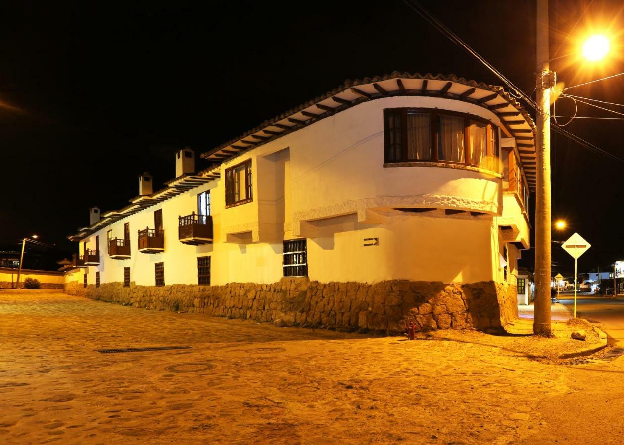 Hotel Aqua Vitae 莱瓦镇 外观 照片