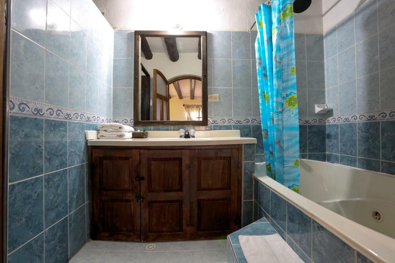 Hotel Aqua Vitae 莱瓦镇 外观 照片